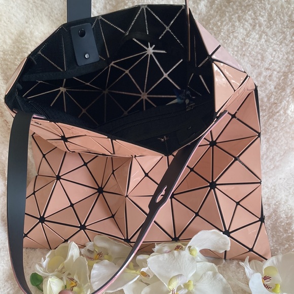 BAOBAO ISSY MIYAKE BAG💕 - Picture 6 of 14
